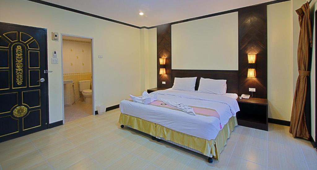 Absolute Guesthouse Phuket Patong Екстер'єр фото